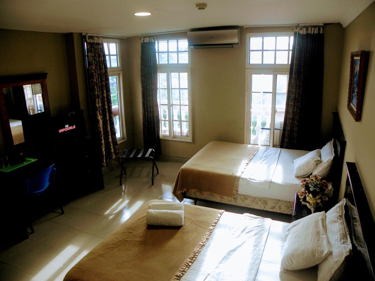 Meryland Hotel Colon Extérieur photo